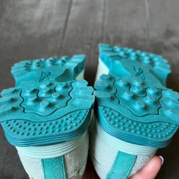 Kids reeboks - Picture 6 of 7